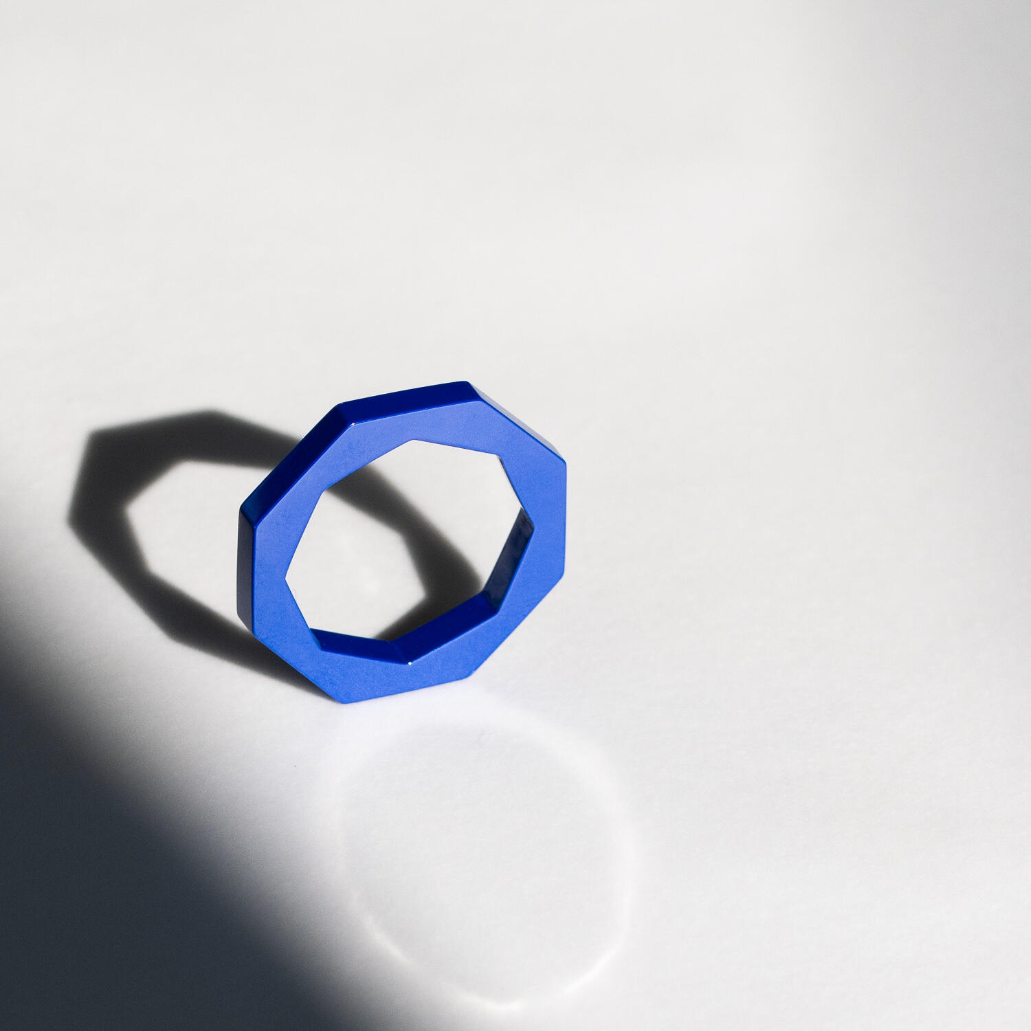 Bijou Octo-Twist en céramique haute performance bleue